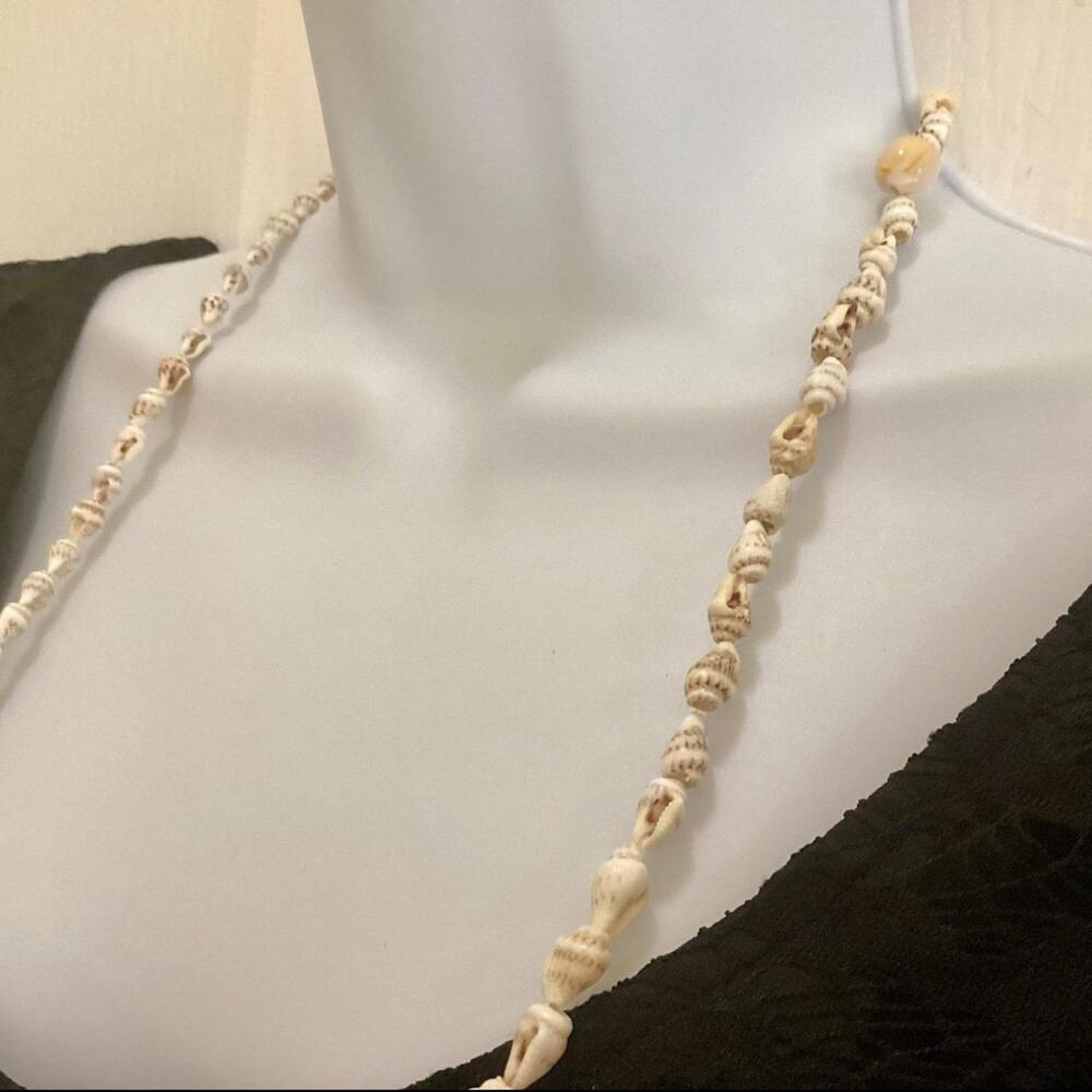 Small Shells Strand Necklace - Picture 4 of 4